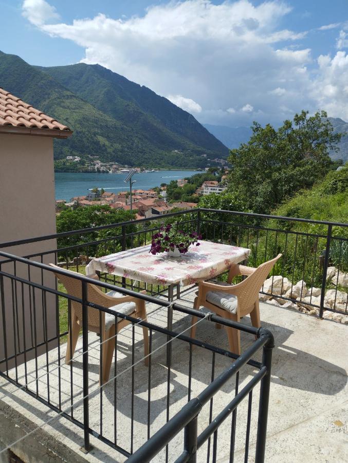 State Apartments Kotor Buitenkant foto